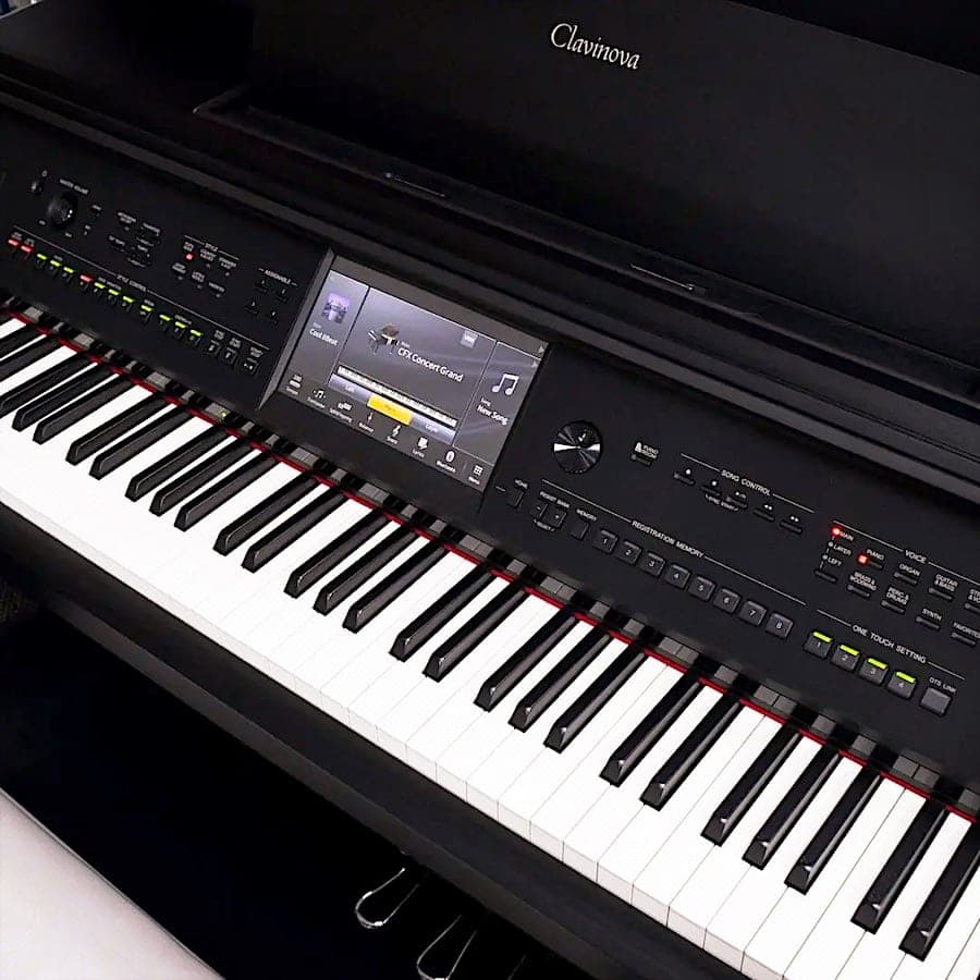 Quels sont les 10 pianos numériques les plus proches d’un piano acoustique ?
